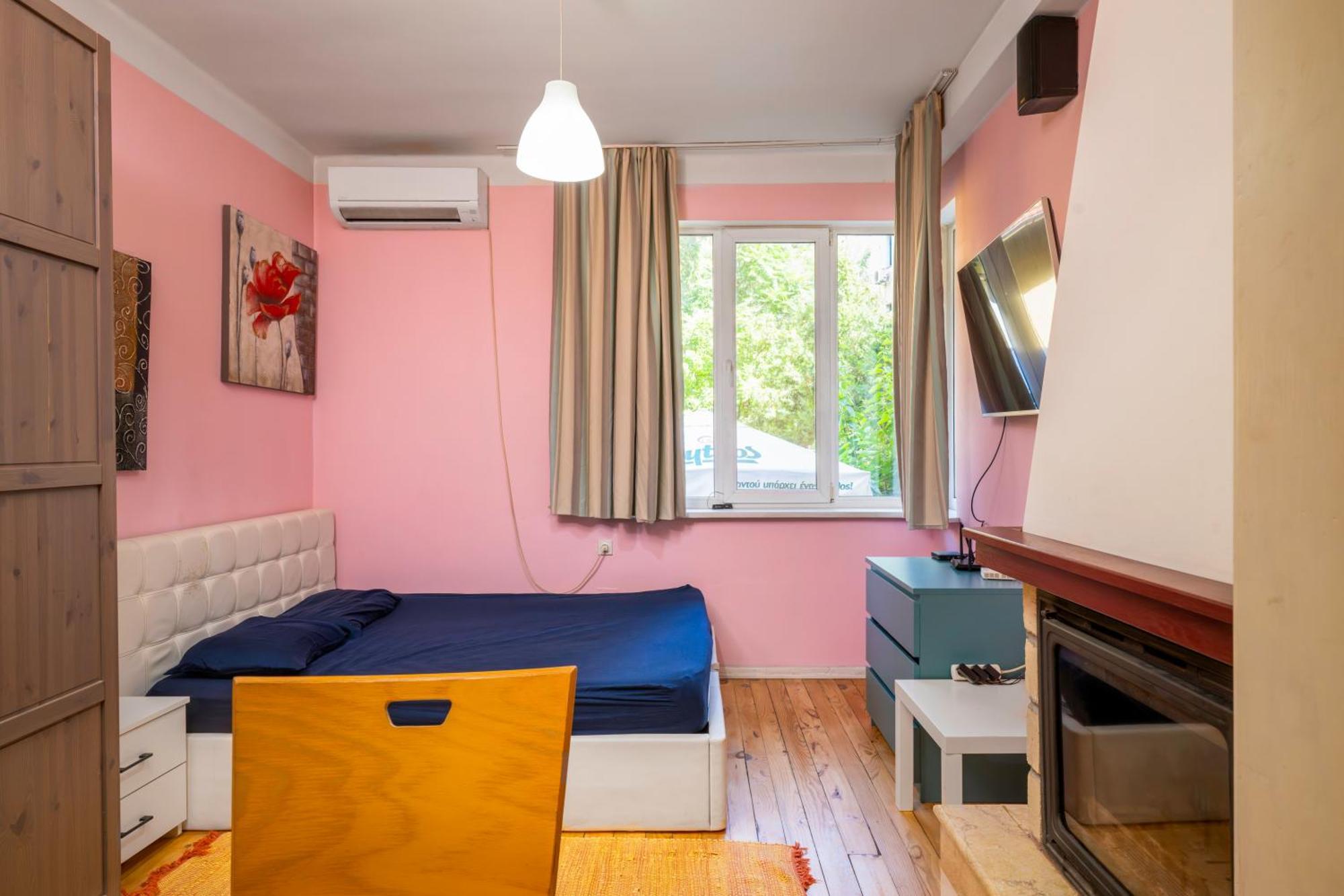 Sofia'S 1Bd Colourful Getaway Near Ndk Daire Dış mekan fotoğraf